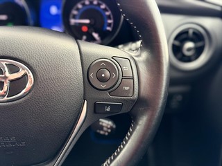 Used Toyota Auris