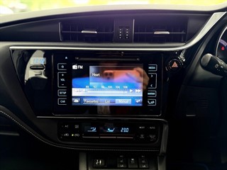 Used Toyota Auris