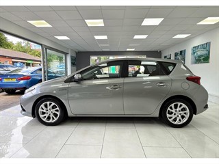Used Toyota Auris