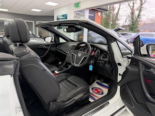 Used Vauxhall Cascada