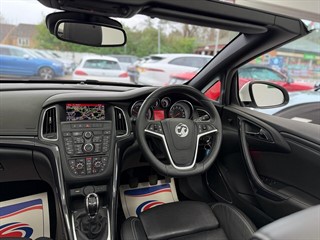 Used Vauxhall Cascada