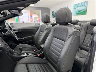 Used Vauxhall Cascada