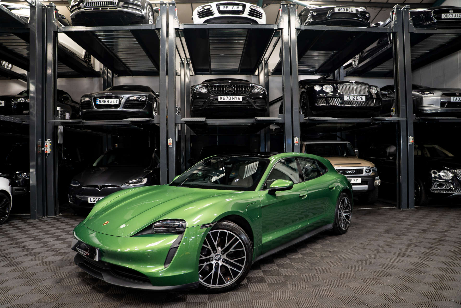 2022 PORSCHE TAYCAN