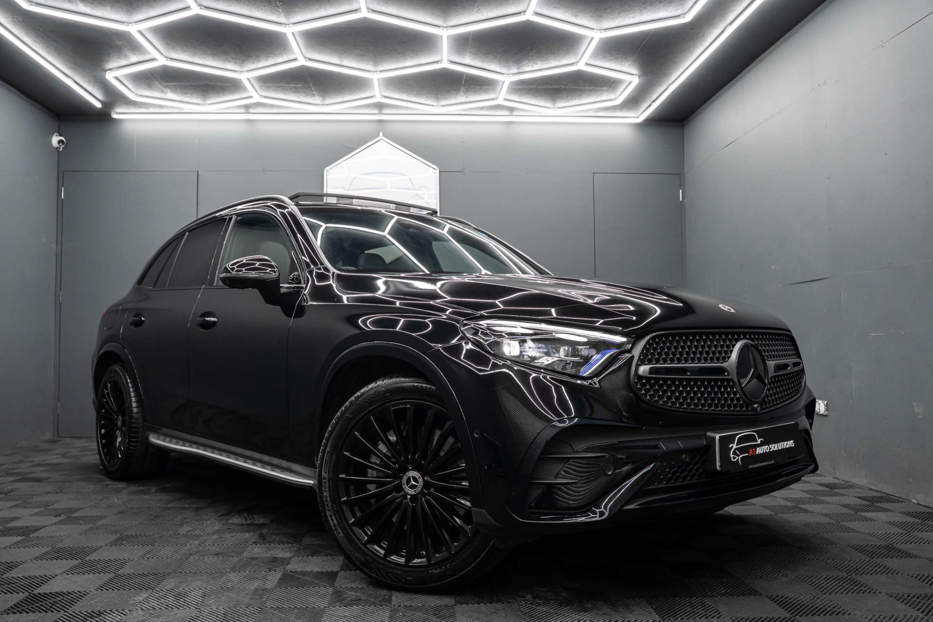 2023 Mercedes-Benz GLC
