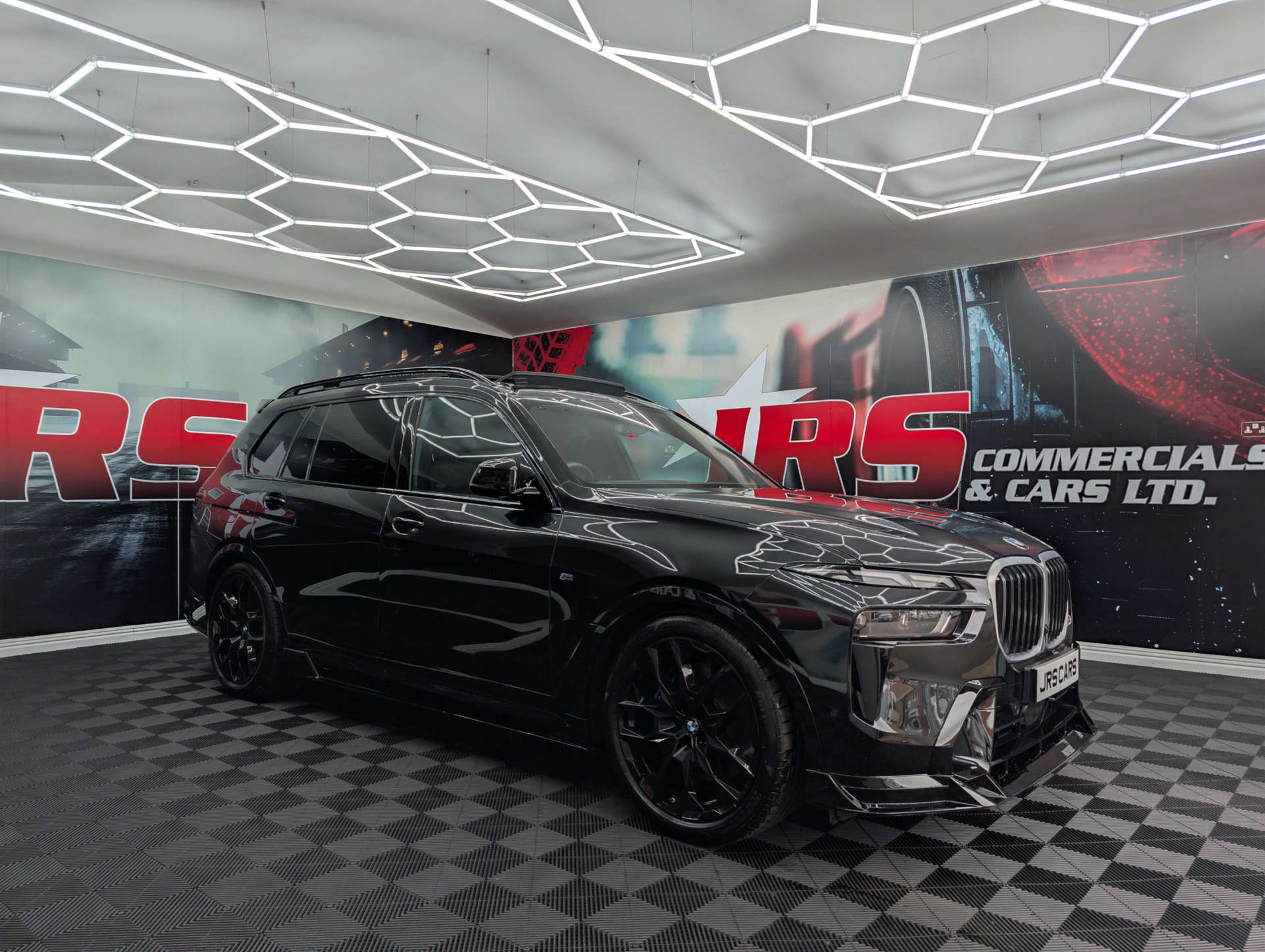 2025 BMW X7