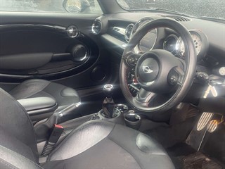 Used MINI Hatch from AutoTyne
