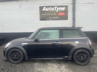 Used MINI Hatch from AutoTyne