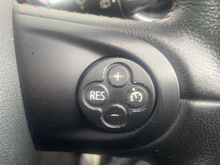 Used MINI Hatch from AutoTyne