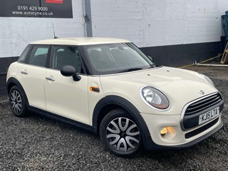 Used MINI Hatch from AutoTyne