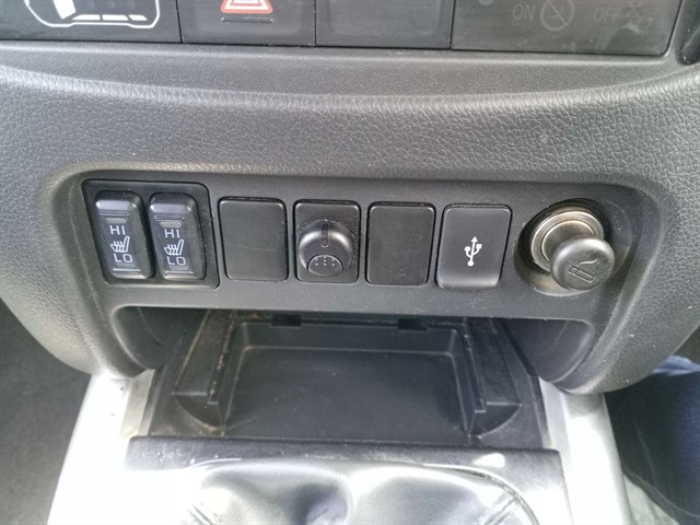 Used Mitsubishi L200