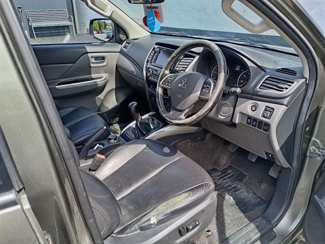 Used Mitsubishi L200