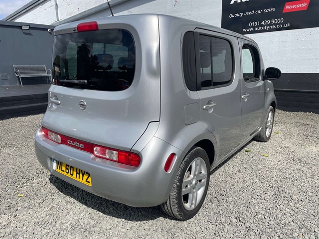 Used Nissan Cube