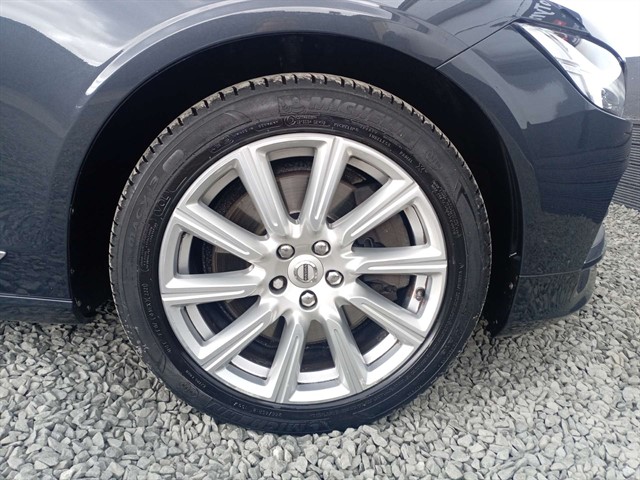 Used Volvo V90