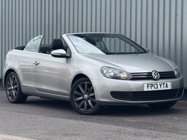 2013 VOLKSWAGEN GOLF 1.6 TDI BLUEMOTION TECH SE CABRIOLET EURO 5 S S 2DR 3,995... photo