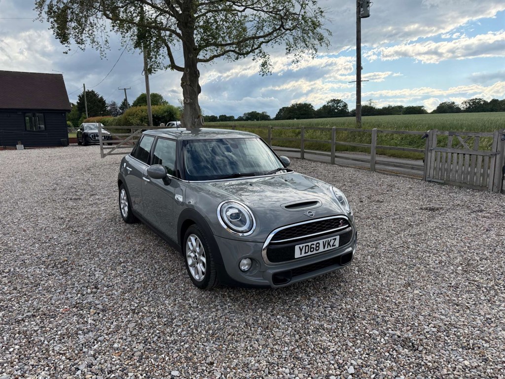 Mini Hatchback