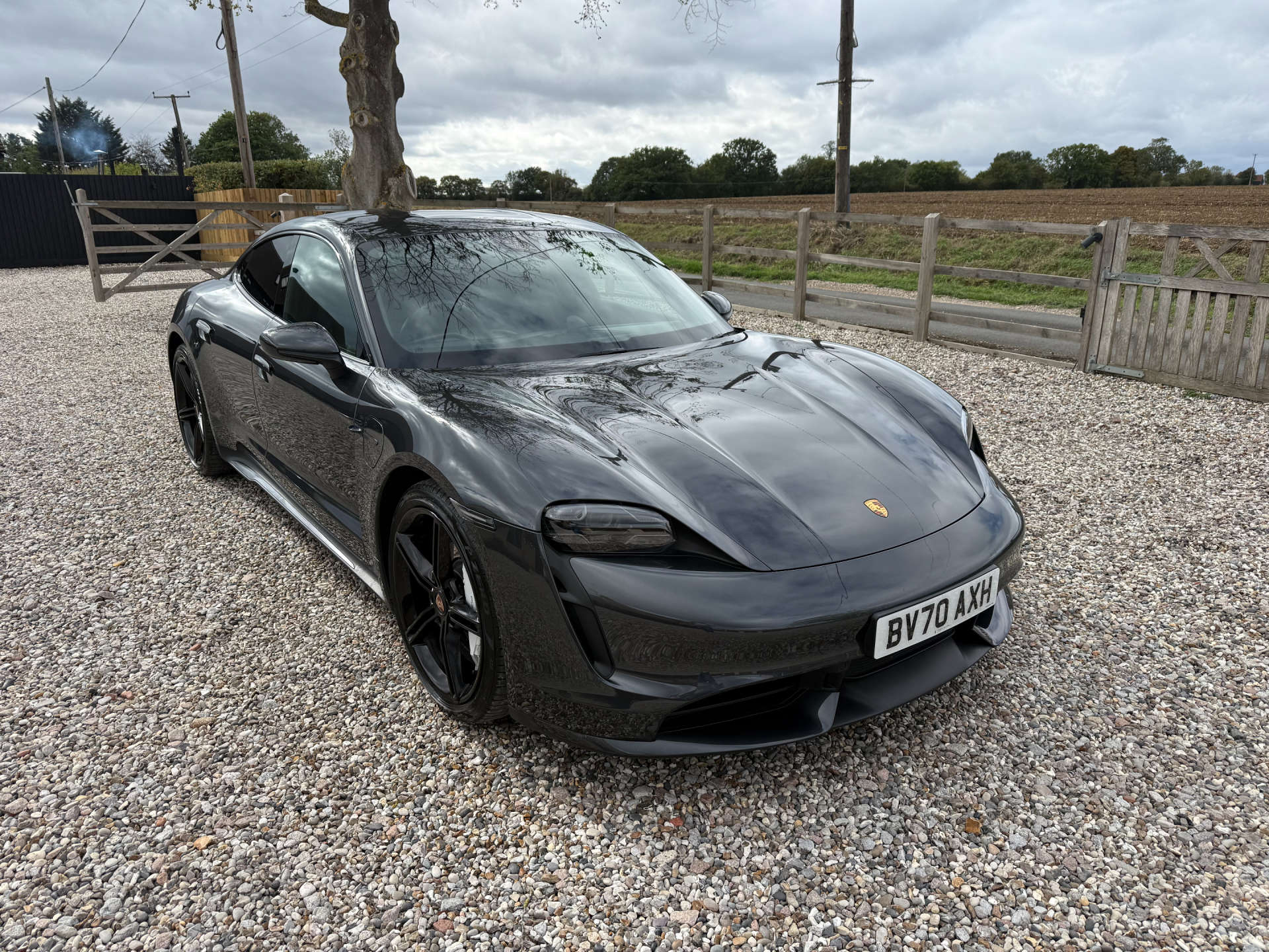2020 PORSCHE TAYCAN
