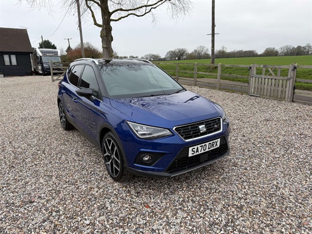 2020 SEAT ARONA FR SPORT TSI 9,995 164.02 2020 MANUAL 47,646 MI PETROL ULEZ... photo