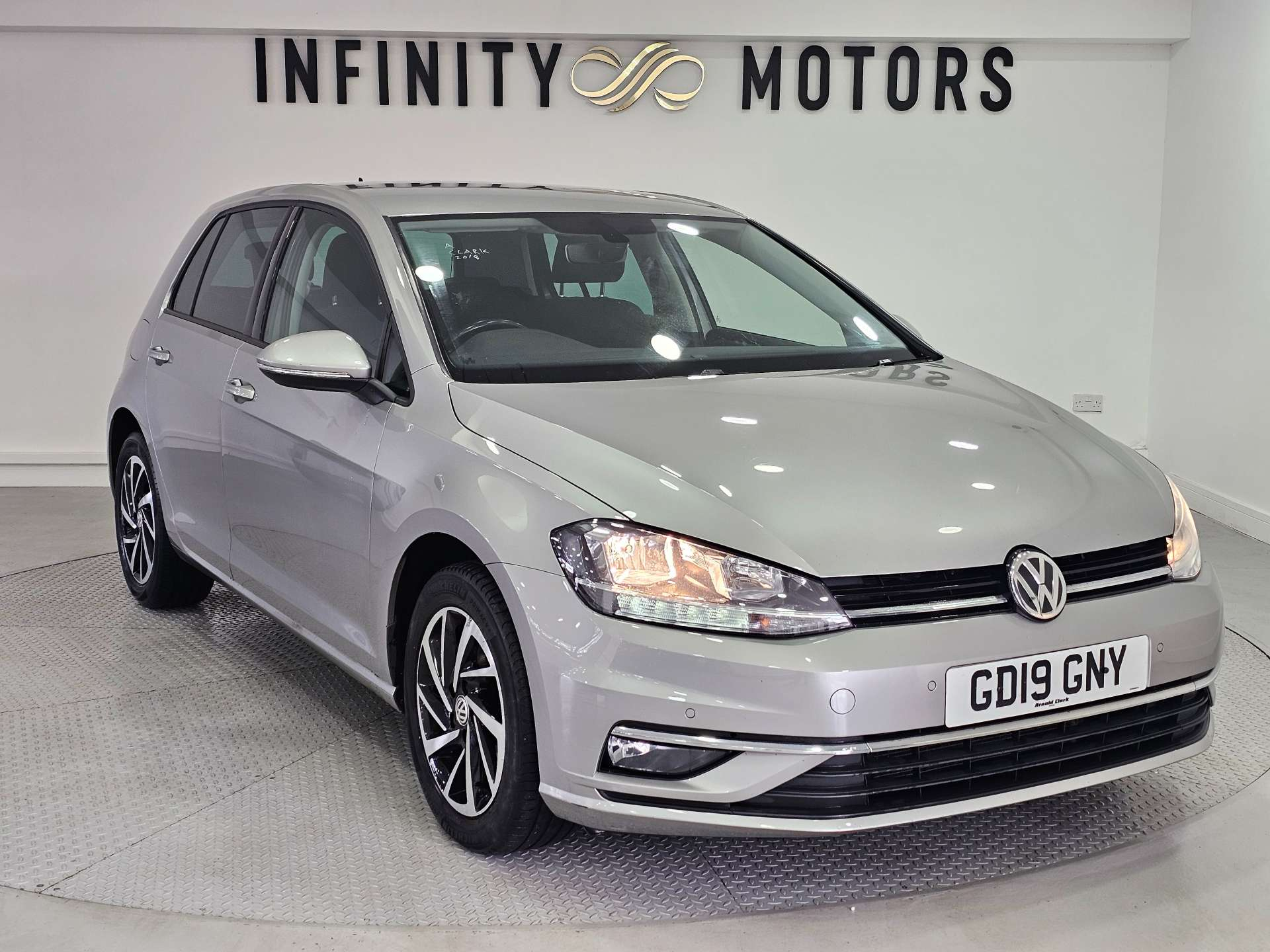 2019 Volkswagen Golf