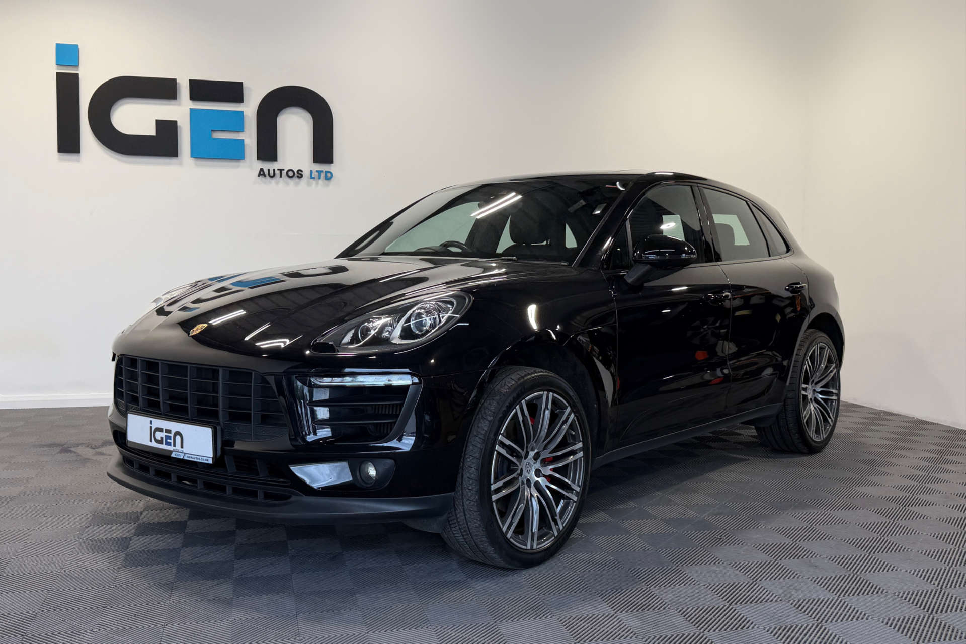 2017 Porsche Macan
