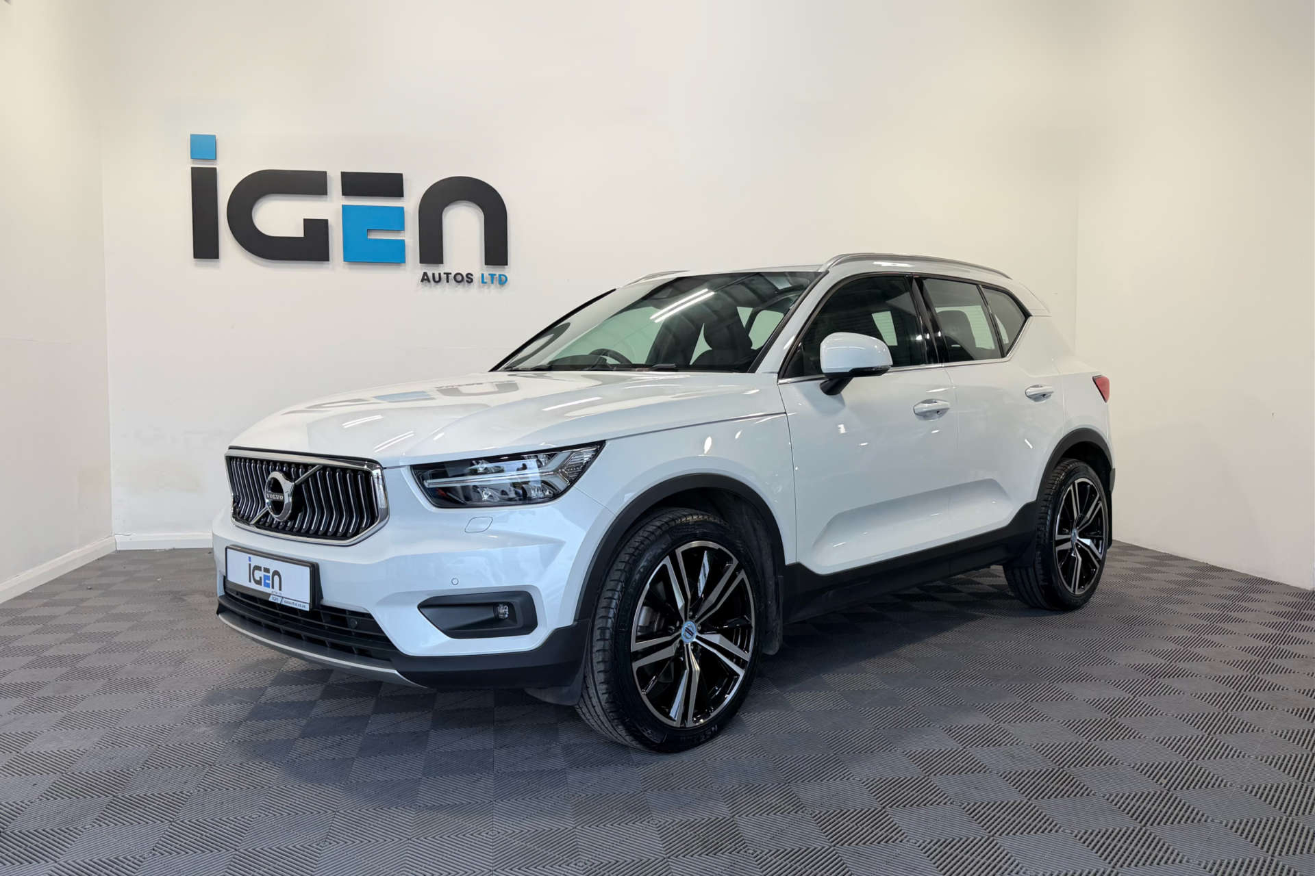 2021 Volvo XC40