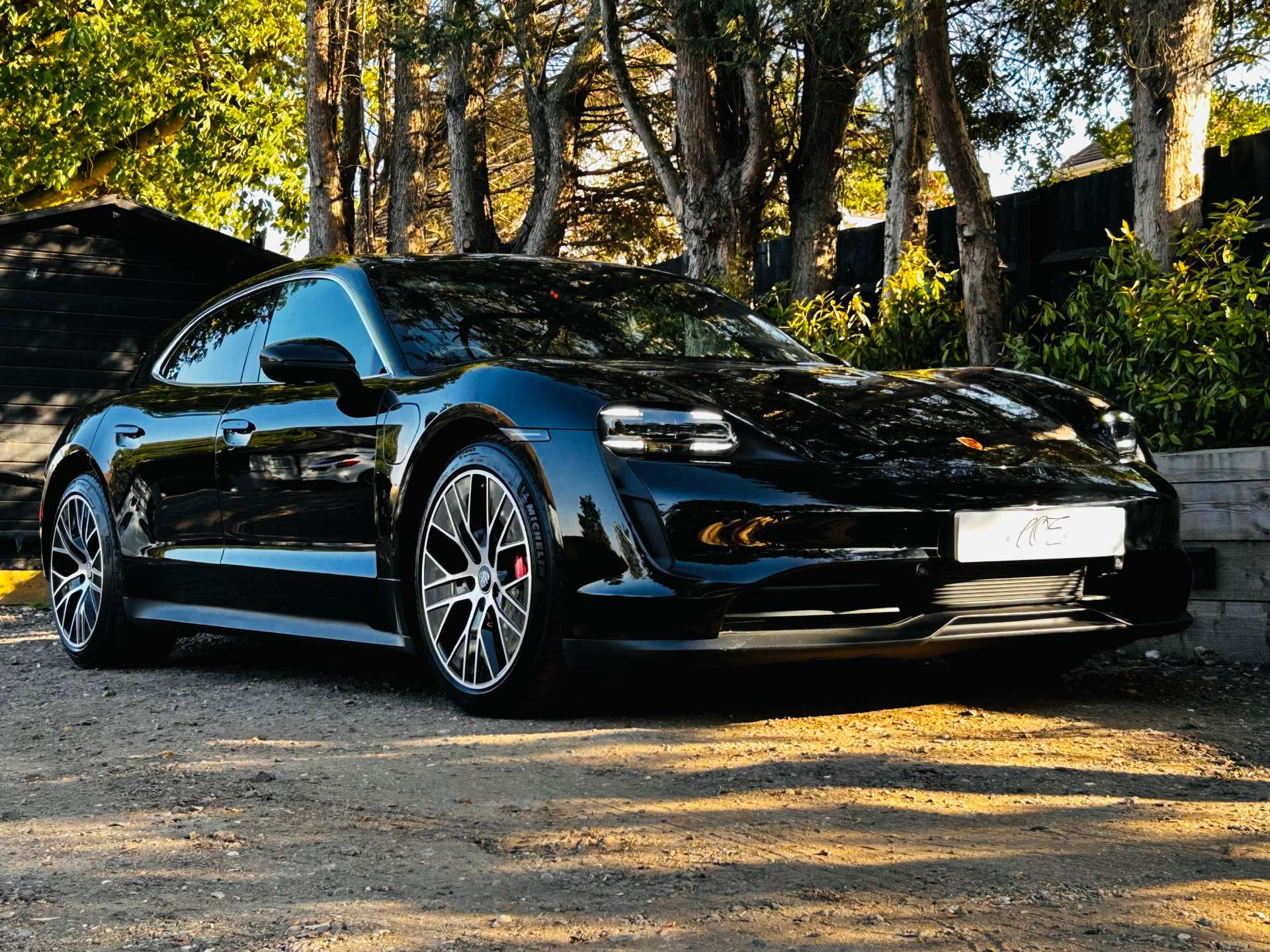 2023 PORSCHE TAYCAN