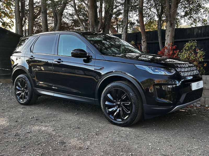 Used Land Rover Discovery Sport SE Auto 4WD for sale in Waltham Abbey ...