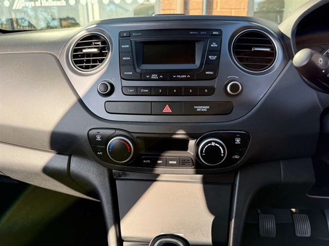 Used Hyundai i10