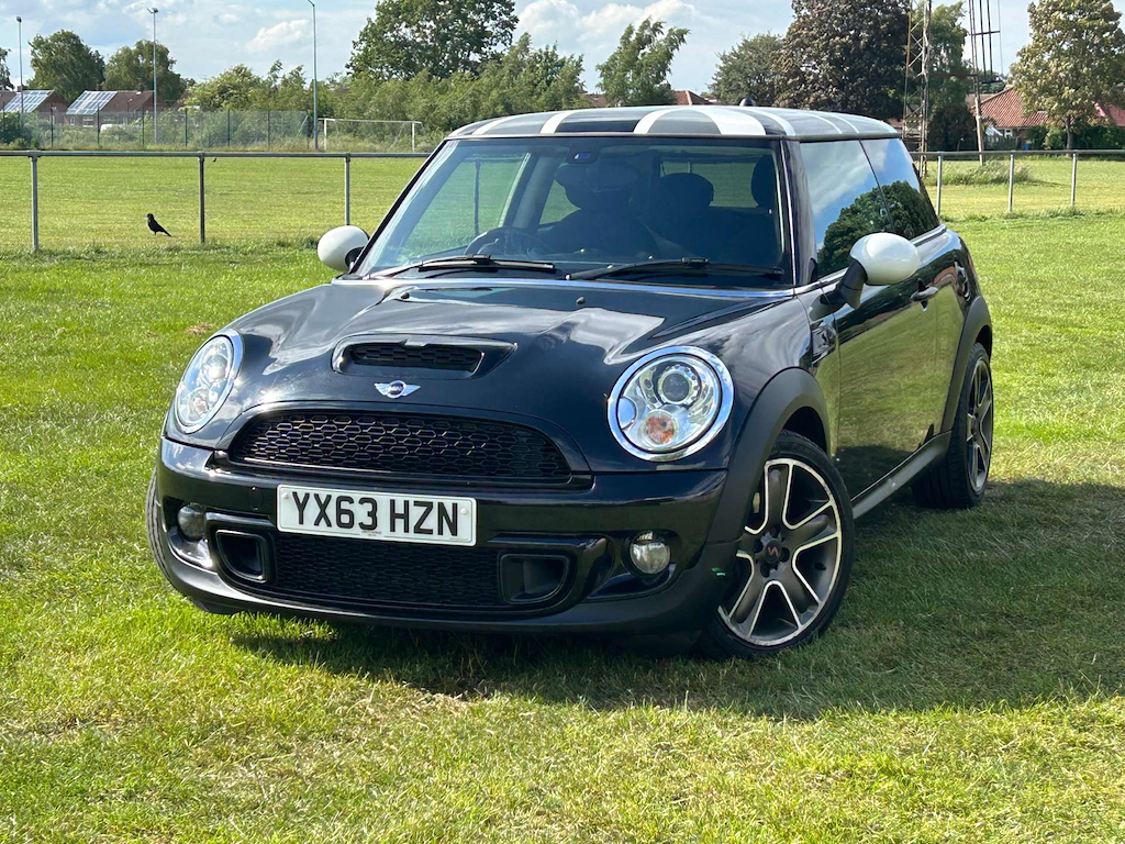 Mini Hatchback