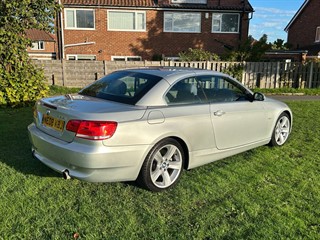 Used BMW 335i from Autopoint York