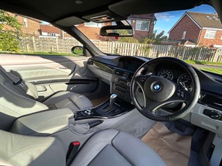 Used BMW 335i from Autopoint York