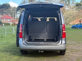 Used Hyundai i800 from Autopoint York