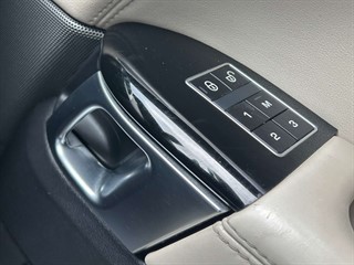 Used Land Rover Range Rover Sport from Autopoint York