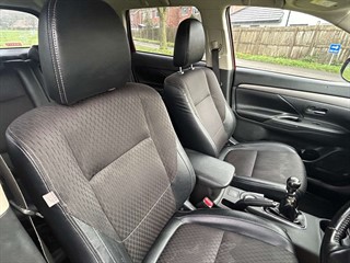 Used Mitsubishi Outlander from Autopoint York