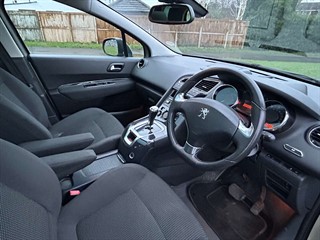 Used Peugeot 5008 from Autopoint York