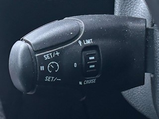 Used Peugeot 5008 from Autopoint York