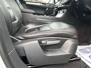 Used Volkswagen Touareg from Autopoint York