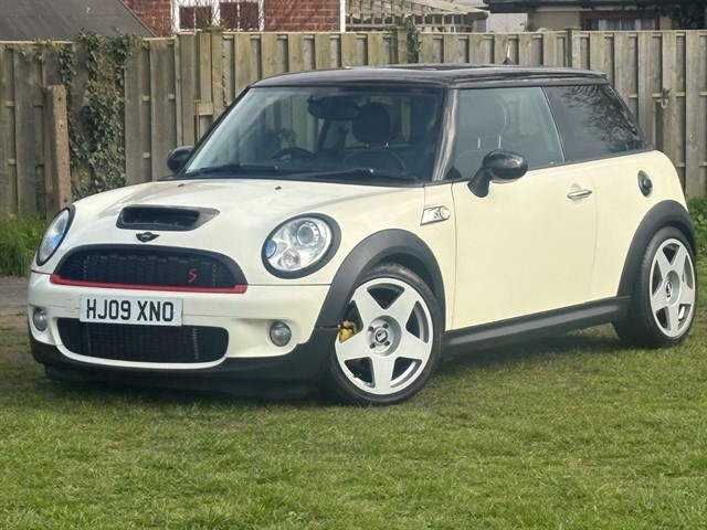 Used MINI Hatch in York, North Yorkshire