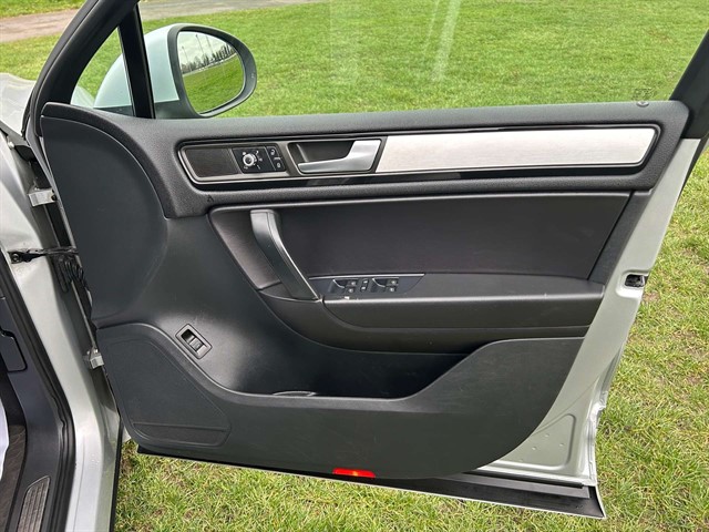 Used Volkswagen Touareg