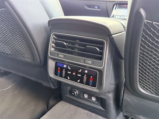 Used Audi Q8