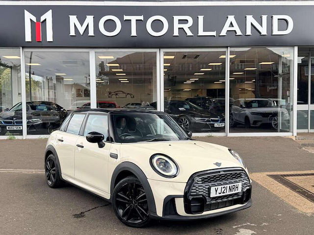 Used MINI Hatch in Beckenham, London