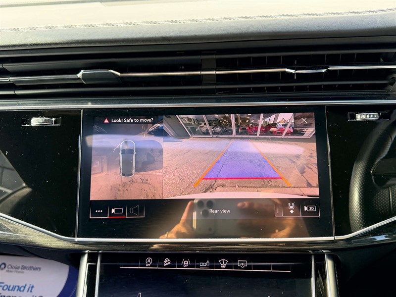 Used Audi Q8