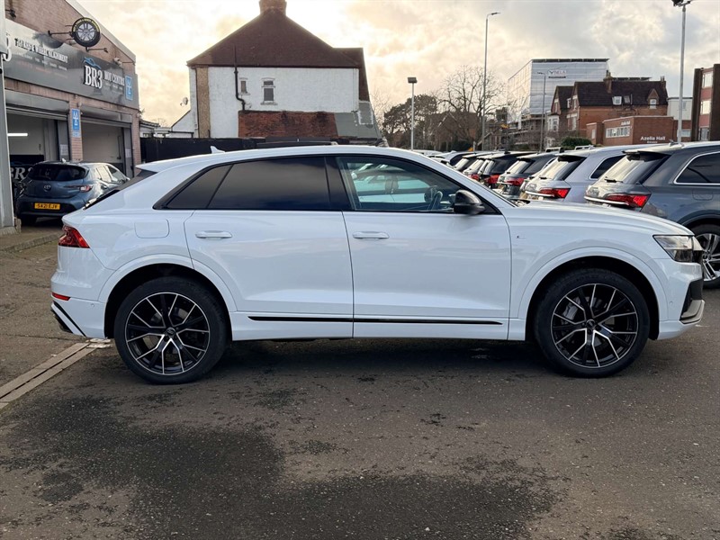 Used Audi Q8