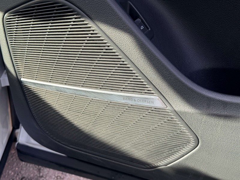 Used Audi Q8