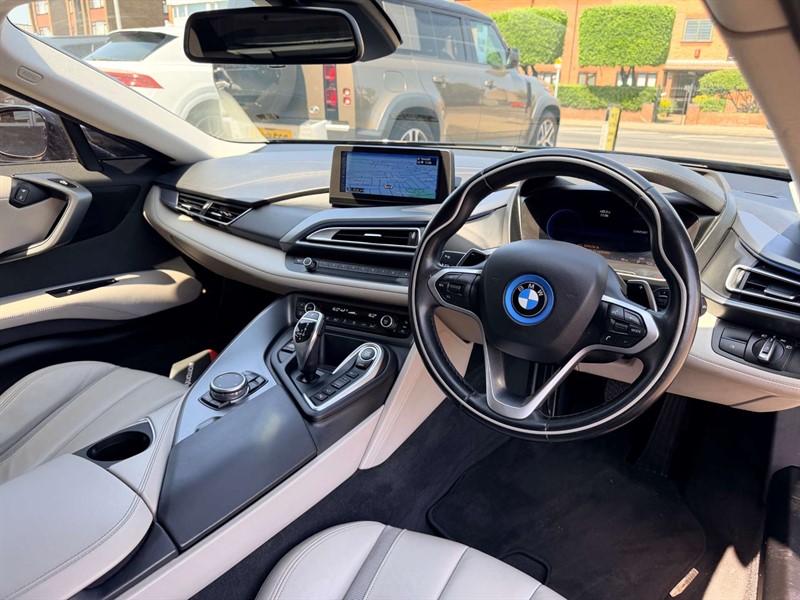 Used BMW i8