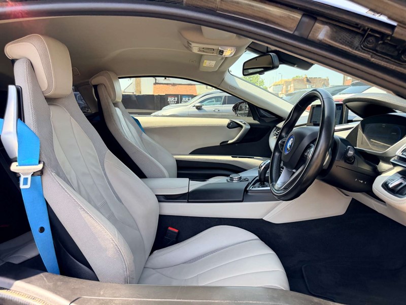 Used BMW i8