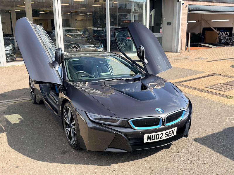 Used BMW i8