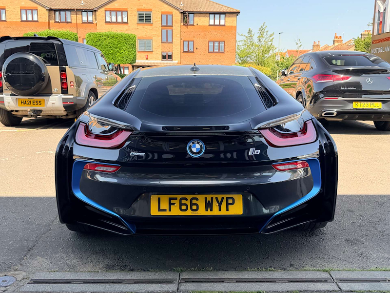 Used BMW i8