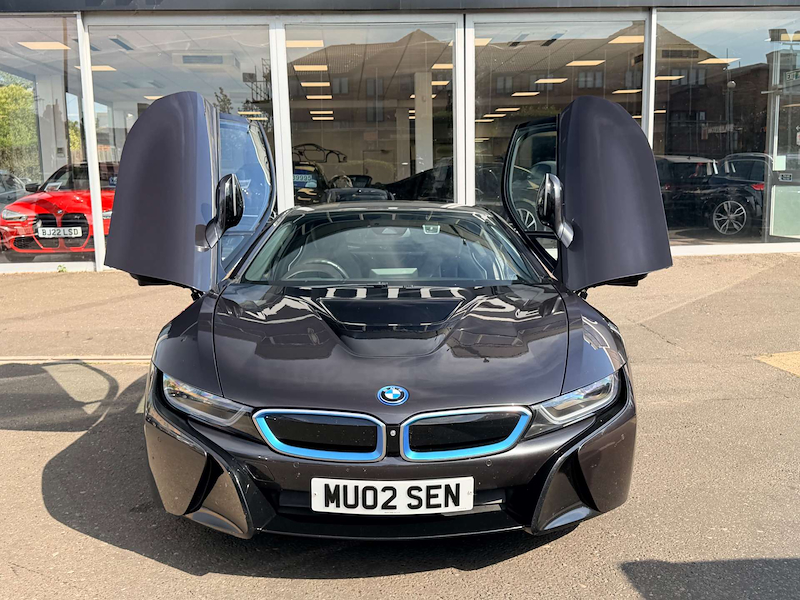 Used BMW i8