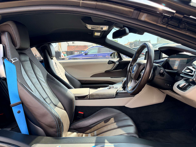 Used BMW i8
