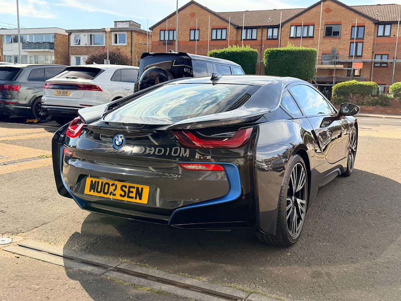 Used BMW i8